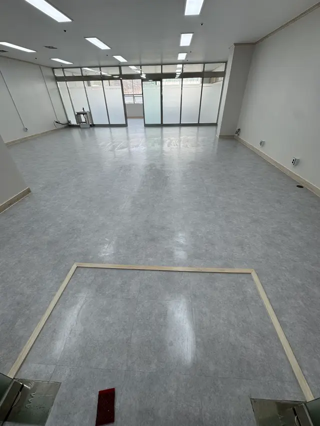 안산 사무실 왁스코팅 시공 전