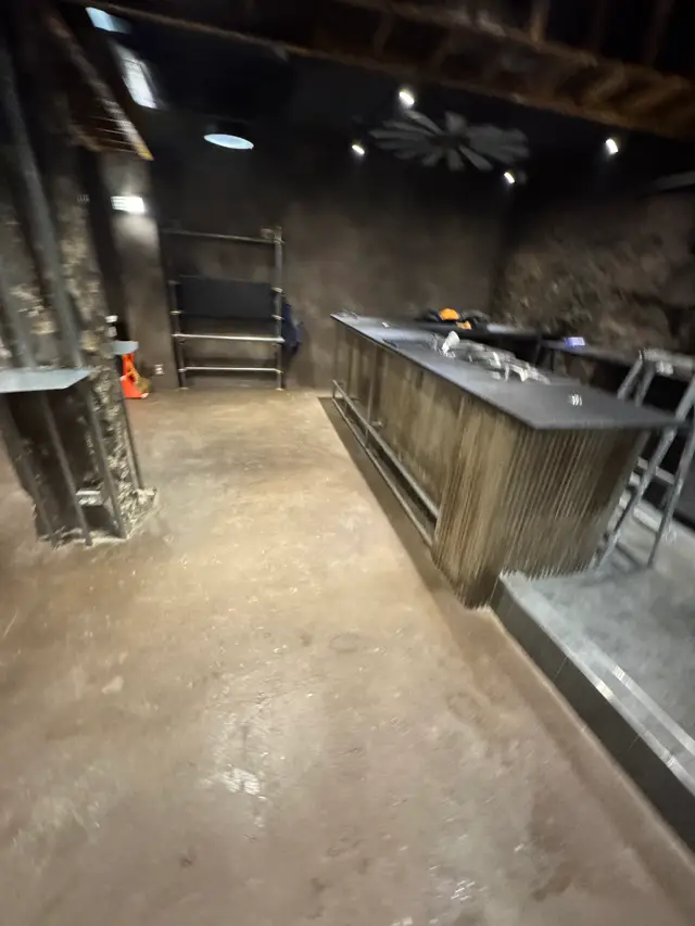 종로 지하1층 호프집 청소 시공 후