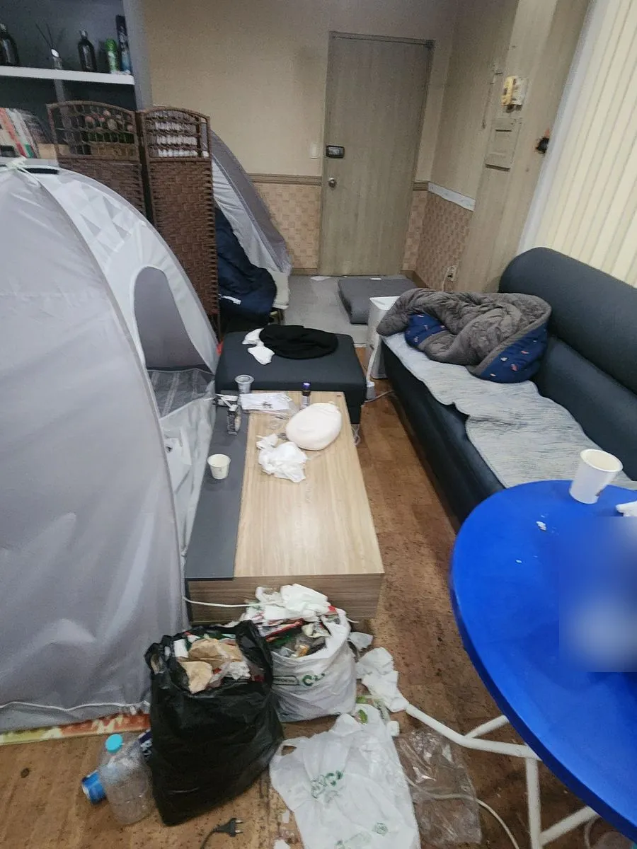 안산 쓰레기집 청소 현장 후기 | 생활 쓰레기가 쌓인 사무 공간 정리부터 바닥 청소까지